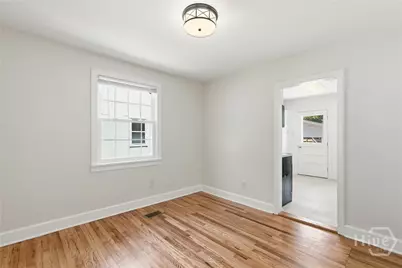 2324 E 40th Street, Savannah, GA 31404 - Photo 14