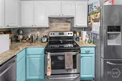 220 E 53rd Street, Savannah, GA 31405 - Photo 24