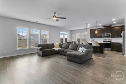 258 Lakepointe Drive, Port Wentworth, GA 31407 - Photo 8