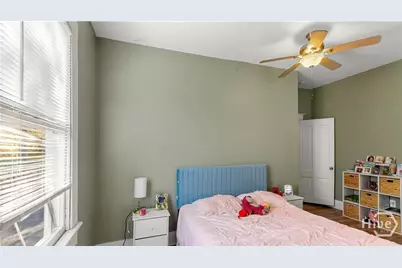 534 E Waldburg Street, Savannah, GA 31401 - Photo 32