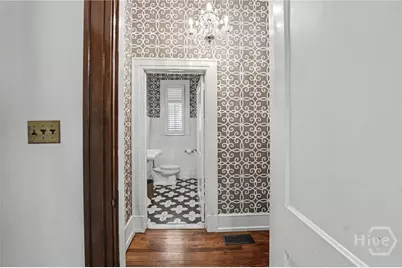 27 E 49th Street, Savannah, GA 31405 - Photo 46