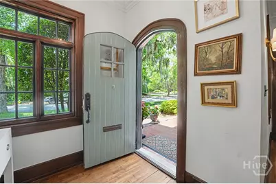 27 E 49th Street, Savannah, GA 31405 - Photo 10