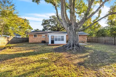 406 Briarcliff Circle, Savannah, GA 31419 - Photo 30
