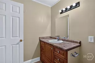 1127 E Bolton St, Savannah, GA 31404 - Photo 16