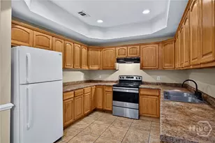 1127 E Bolton St, Savannah, GA 31404 - Photo 12