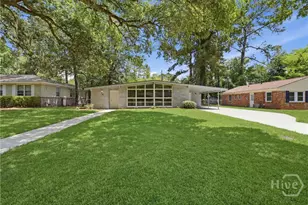 14 Dyches Dr, Savannah, GA 31406 - Photo 2
