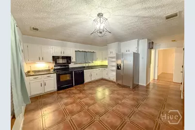 477 Lake Drive, Midway, GA 31320 - Photo 6