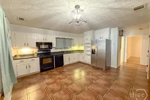 477 Lake Dr, Midway, GA 31320 - Photo 6