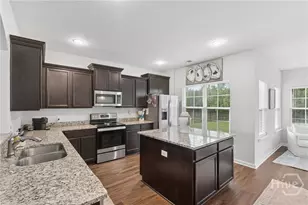 2934 Castleoak Dr, Richmond Hill, GA 31324 - Photo 8