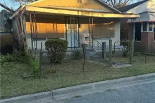 124 Scarborough St, Savannah, GA 31415 - Photo 4