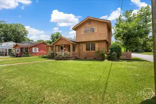 922 Carroll St, Savannah, GA 31415 - Photo 2