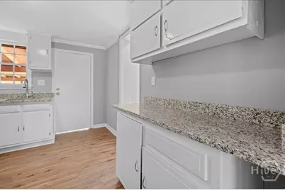 922 Carroll Street, Savannah, GA 31415 - Photo 6