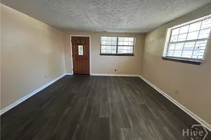 1010 Carroll St, Savannah, GA 31415 - Photo 4