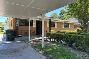 1010 Carroll St, Savannah, GA 31415 - Photo 2