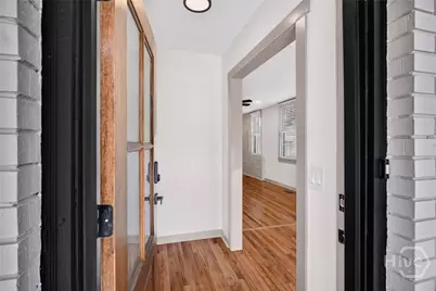 631 W 45th Street, Savannah, GA 31405 - Photo 4