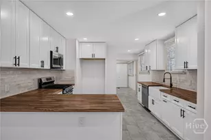 631 W 45th St, Savannah, GA 31405 - Photo 16
