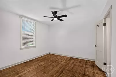 631 W 45th Street, Savannah, GA 31405 - Photo 40