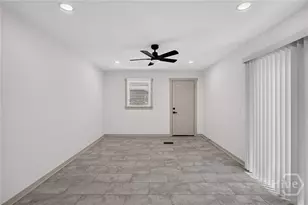 631 W 45th St, Savannah, GA 31405 - Photo 18