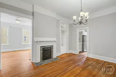 301 W 34th Street, Savannah, GA 31401 - Photo 18