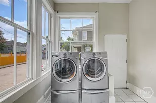 301 W 34th St, Savannah, GA 31401 - Photo 16
