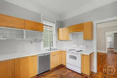 301 W 34th Street, Savannah, GA 31401 - Photo 22