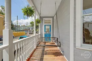 301 W 34th St, Savannah, GA 31401 - Photo 6