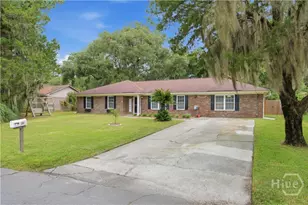 306 Burlington Rd, Savannah, GA 31410 - Photo 2