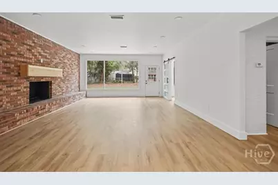 762 E Bay Street, Jesup, GA 31546 - Photo 20