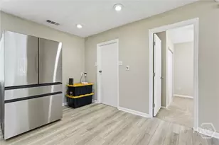 5616 Jan St, Savannah, GA 31406 - Photo 14