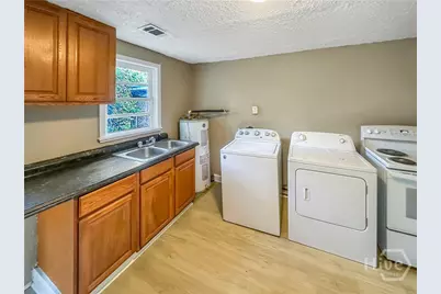 1204 Murphy Avenue, Savannah, GA 31415 - Photo 6