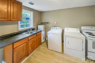 1204 Murphy Ave, Savannah, GA 31415 - Photo 6