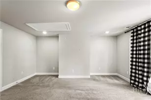 115 Oakcrest Dr W, Savannah, GA 31419 - Photo 26