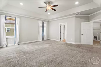 115 Oakcrest Drive W, Savannah, GA 31419 - Photo 18