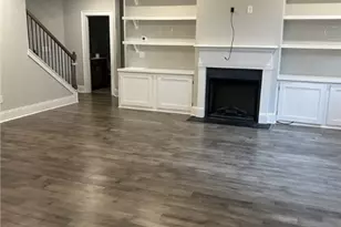 115 Oakcrest Dr W, Savannah, GA 31419 - Photo 2
