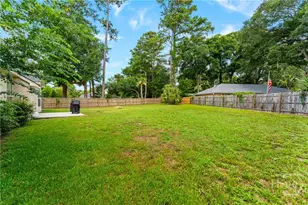 213 Fish Hawk Ln, Savannah, GA 31410 - Photo 8