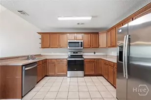 152 Peregrine Cir, Richmond Hill, GA 31324 - Photo 12