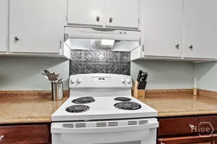 7216 Johnny Mercer Blvd, Savannah, GA 31410 - Photo 12