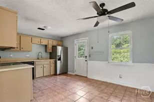 1466 Paul Caswell Blvd, Hinesville, GA 31313 - Photo 12