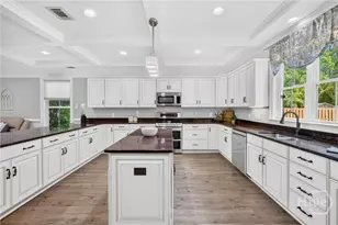 568 Lou Page Ln, Richmond Hill, GA 31324 - Photo 8