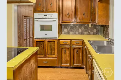 801 S Gordon Avenue, Adel, GA 31620 - Photo 10