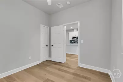 828 W 48th Street, Savannah, GA 31405 - Photo 18