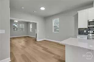 828 W 48th St, Savannah, GA 31405 - Photo 14