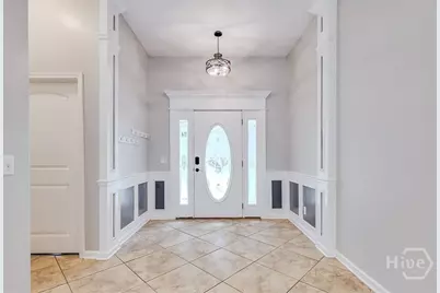 314 S Poplar Street, Pembroke, GA 31321 - Photo 2