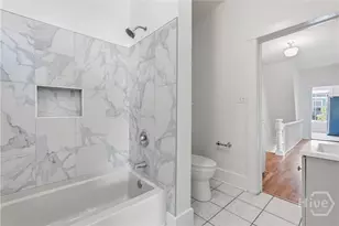 218 W Anderson St, Savannah, GA 31401 - Photo 22