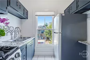 218 W Anderson St, Savannah, GA 31401 - Photo 8