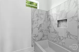 218 W Anderson St, Savannah, GA 31401 - Photo 30