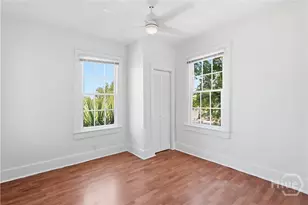 218 W Anderson St, Savannah, GA 31401 - Photo 2