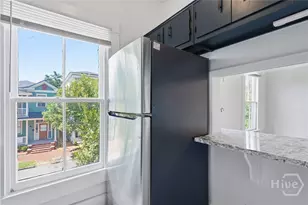 218 W Anderson St, Savannah, GA 31401 - Photo 10