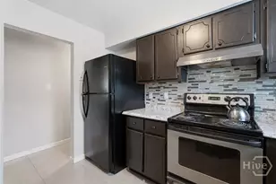 1210 Myers St, Savannah, GA 31405 - Photo 4