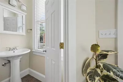 122 W 31st Street, Savannah, GA 31401 - Photo 20